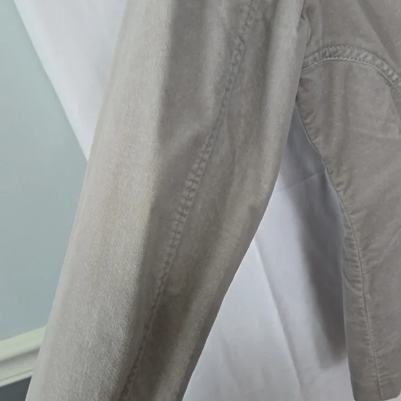 WHBM White House Black Market Grey Velvet Blazer with Grey Satin Trim Sz 4 - Picture 12 of 15